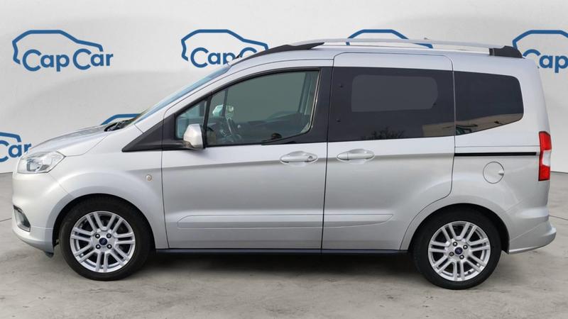 Ford Tourneo Courier 1.0 EcoBoost 100 Bioéthanol Titanium -