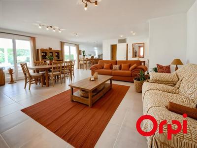 Villa - 123 m² - 5 pièces