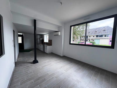 Maison - 85 m² - 3 pièces