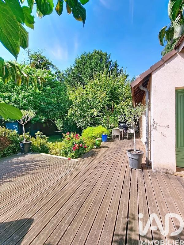 Maison - 186 m² - 7 pièces