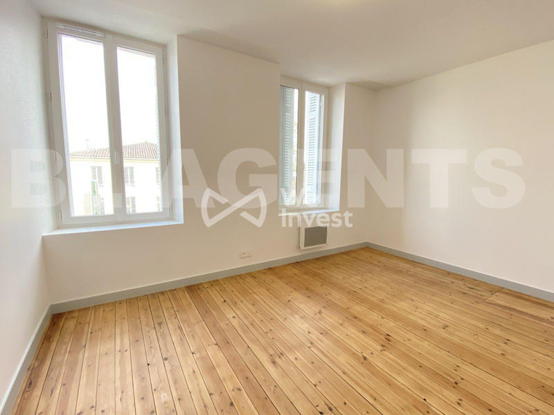 Appartement - 97 m² - 3 pièces