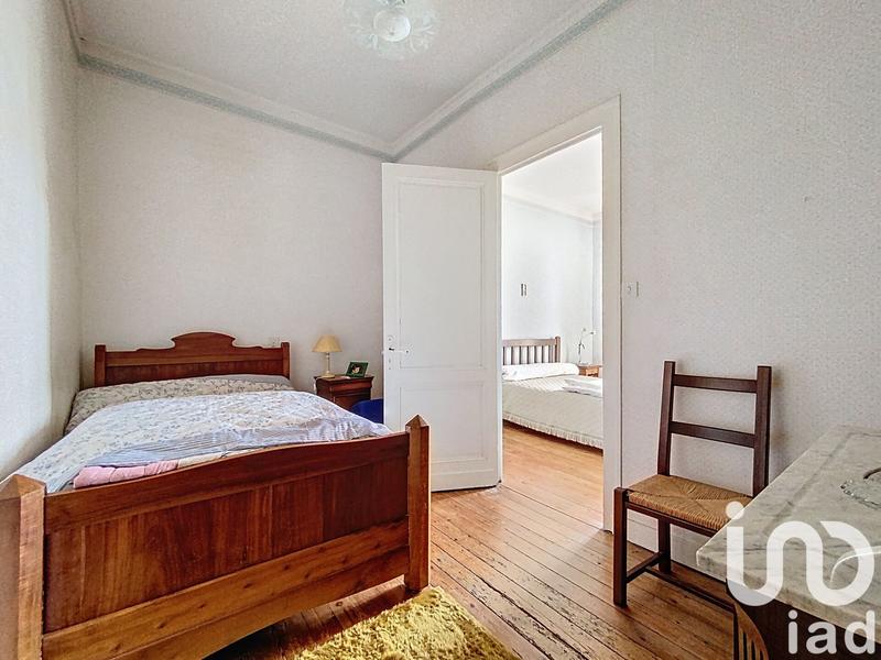 Maison - 267 m² - 9 pièces