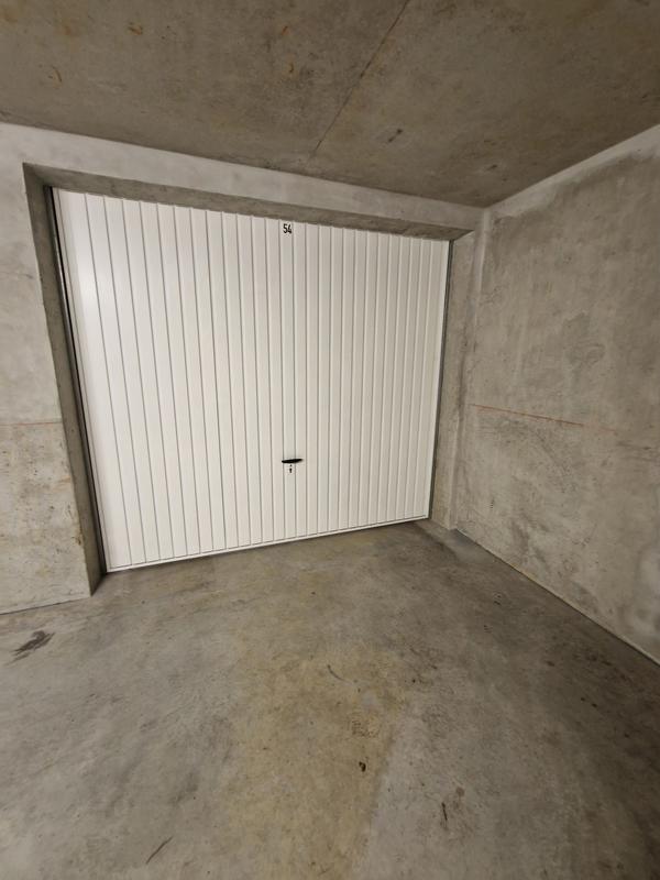 Parking / Garage - 16 m²