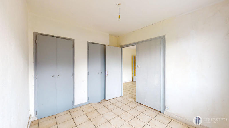 Appartement - 60 m² - 4 pièces