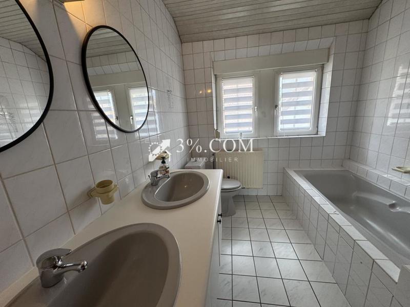 Maison - 135 m² - 6 pièces