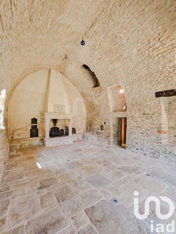 Maison - 296 m² - 11 pièces