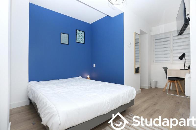 Chambre - 12 m² - 1 pièce