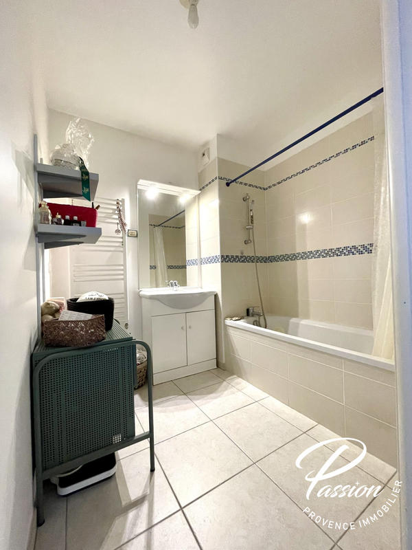 Appartement - 86 m² - 4 pièces