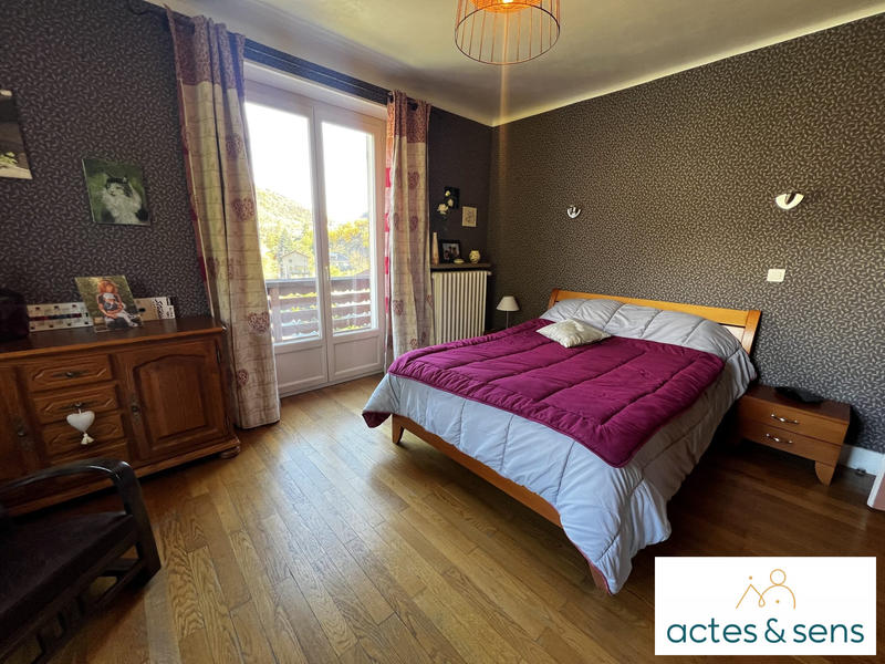 Maison ancienne - 109 m² - 6 pièces