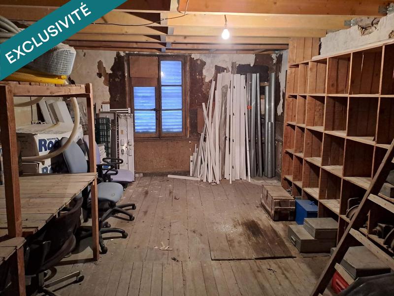 Maison - 248 m² - 2 pièces