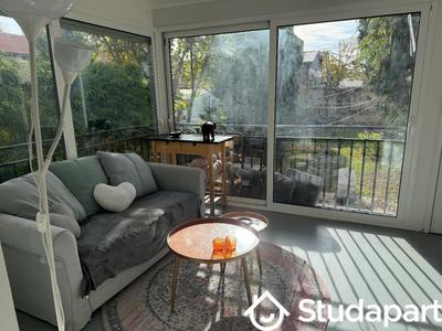 Chambre - 17 m² - 1 pièce