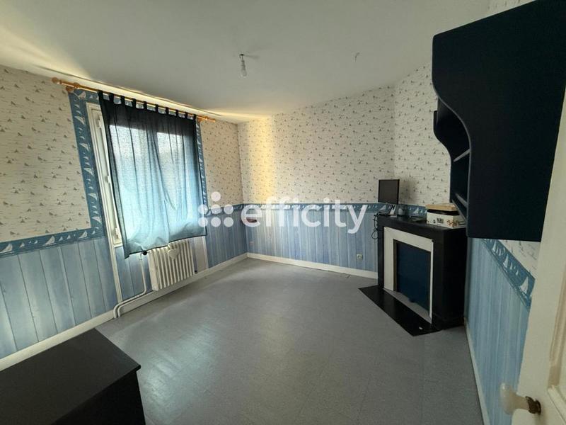 Maison - 90 m² - 5 pièces