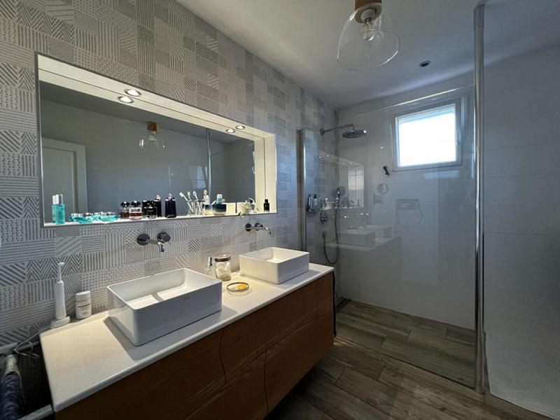 Maison - 142 m² - 6 pièces