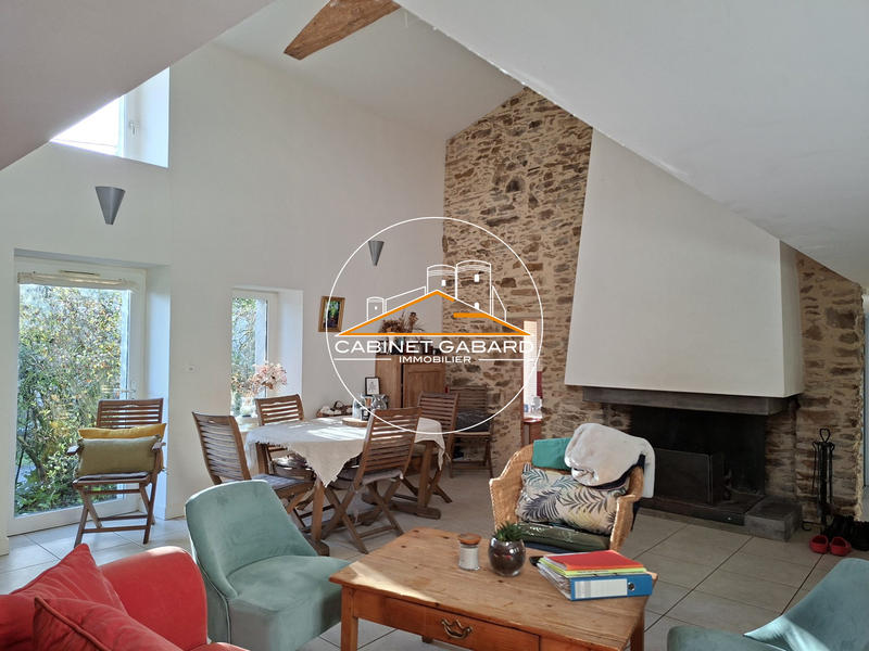 Maison - 144 m² - 4 pièces