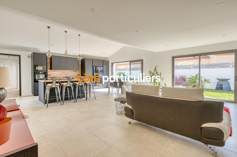 Villa - 162 m² - 6 pièces