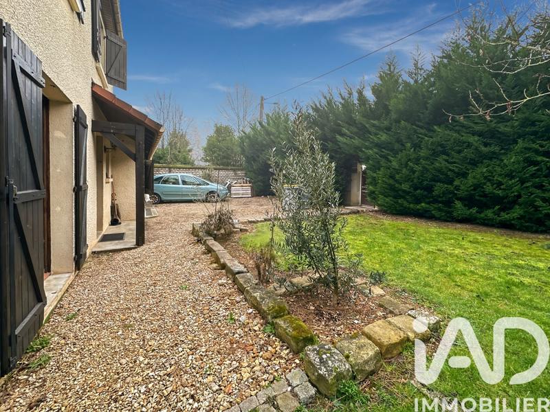 Maison - 121 m² - 6 pièces