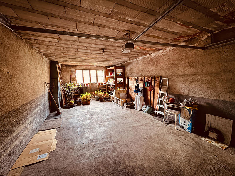 Maison - 316 m² - 9 pièces