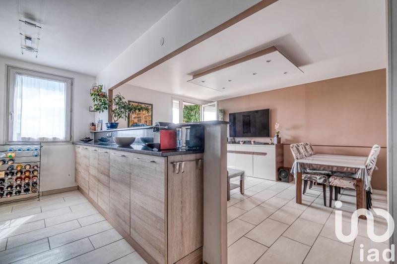 Appartement - 81 m² - 4 pièces