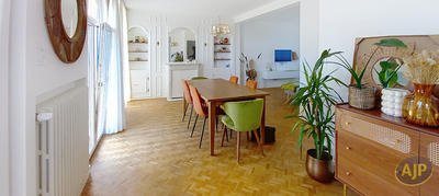 Maison - 160 m² - 8 pièces