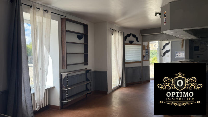 Maison - 450 m² - 12 pièces