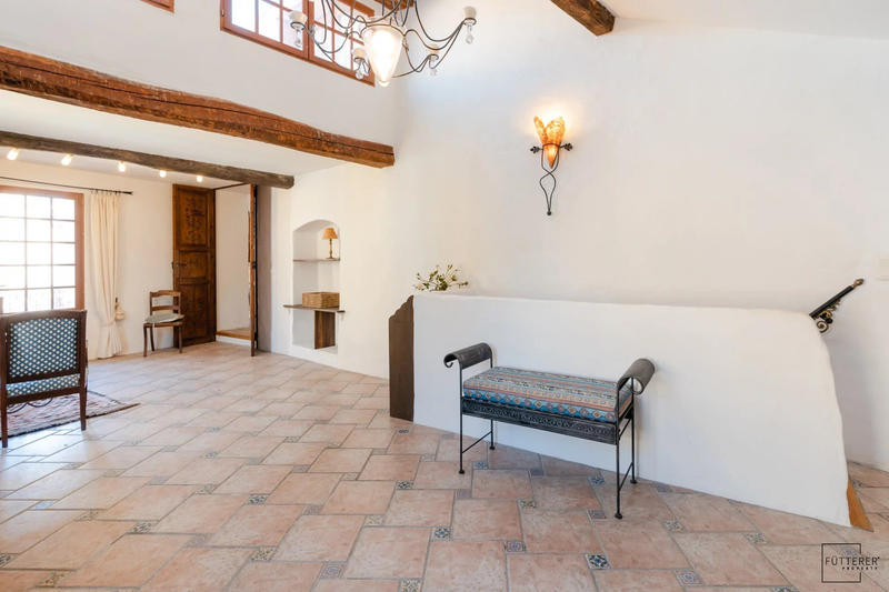 Maison - 172 m² - 7 pièces