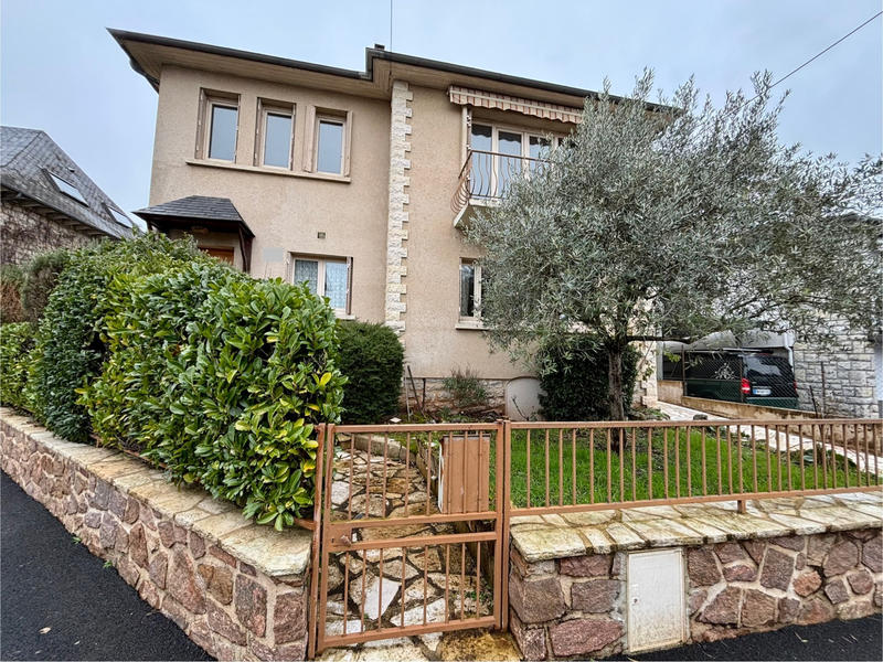 Maison - 137 m² - 7 pièces