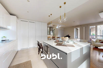 Appartement - 110 m² - 5 pièces