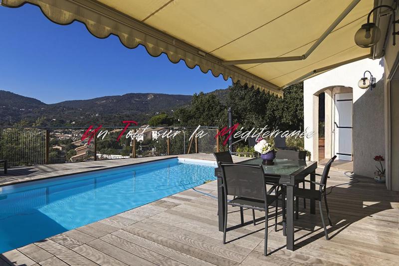 Maison - 185 m² - 6 pièces