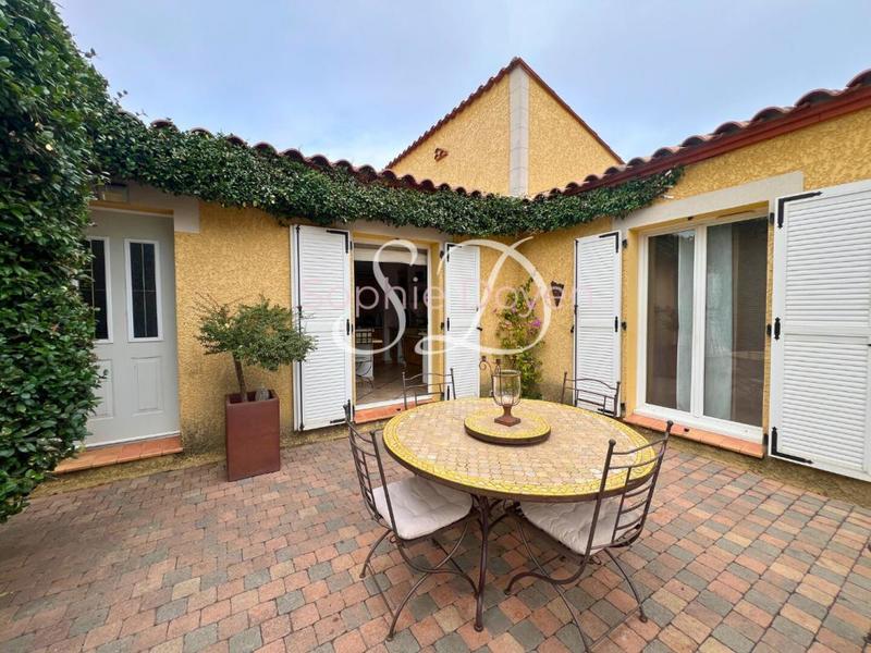 Maison - 140 m² - 5 pièces