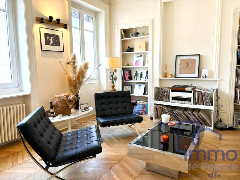 Appartement - 91 m² - 3 pièces