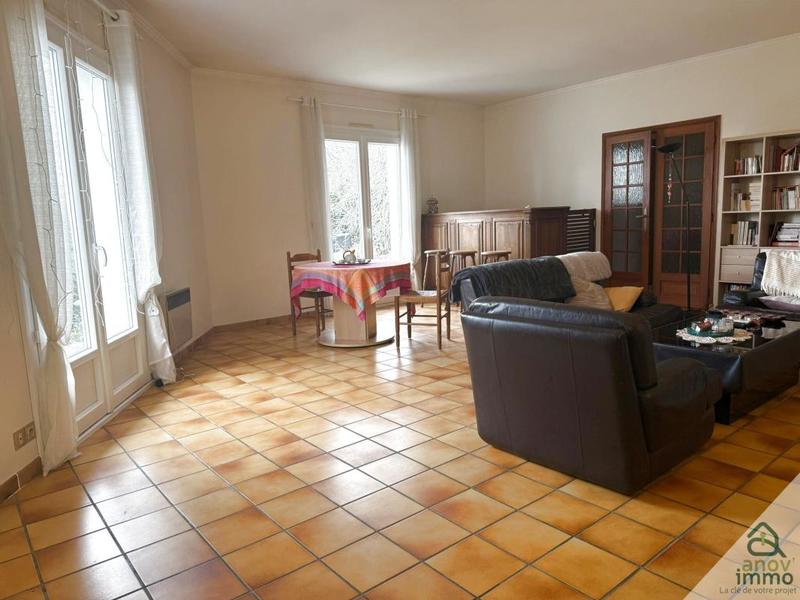 Maison - 172 m² - 9 pièces