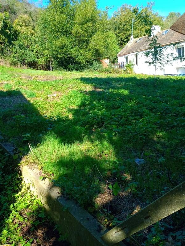 Terrain constructible - 793 m²