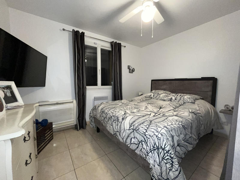 Villa - 100 m² - 3 pièces