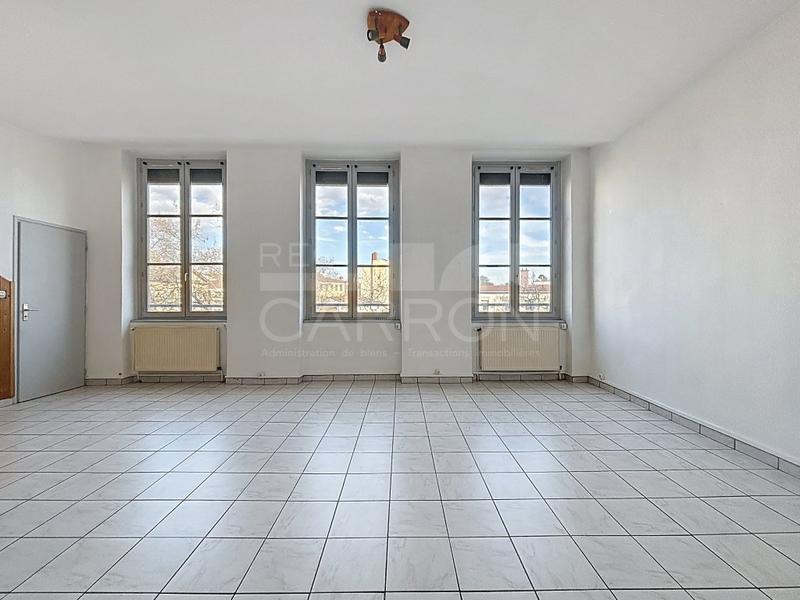 Appartement - 77 m² - 3 pièces