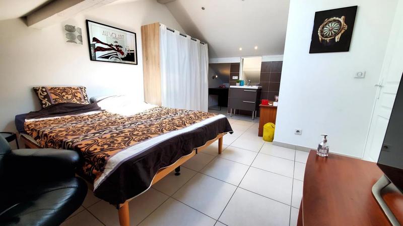 Maison - 181 m² - 5 pièces