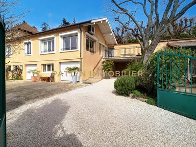 Maison - 125 m² - 6 pièces