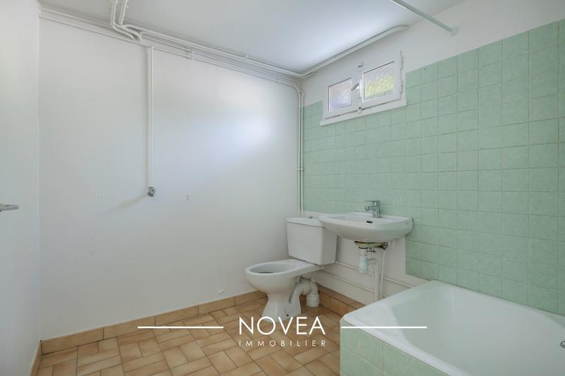 Maison - 95 m² - 4 pièces