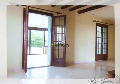 Maison - 147 m² - 6 pièces