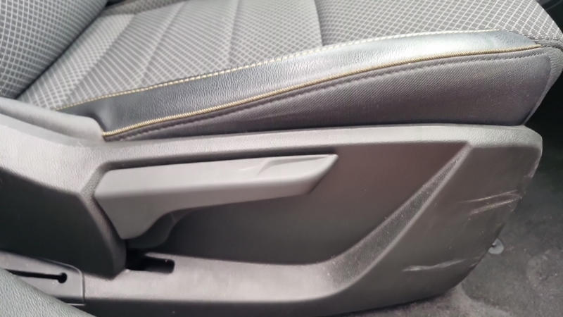 Renault Arkana E-Tech 145 - 23 Techno