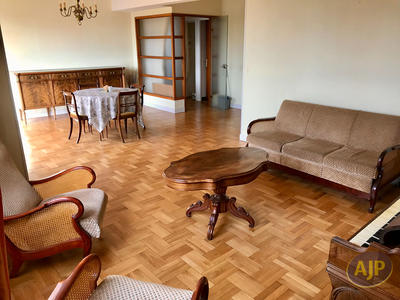 Appartement - 113 m² - 5 pièces