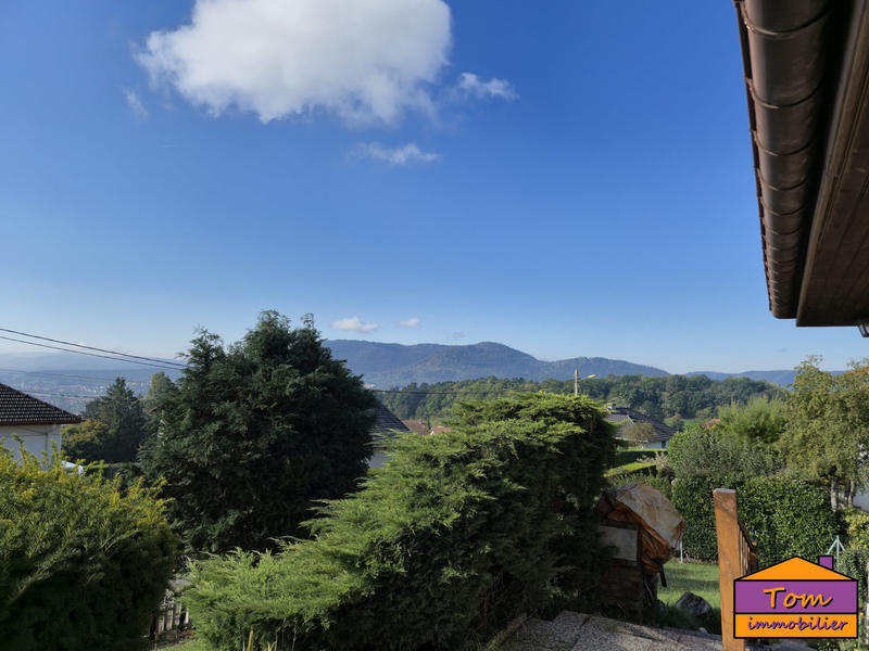 Maison traditionnelle - 98 m² - 4 pièces