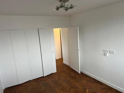 Studio - 28 m² - 1 pièce