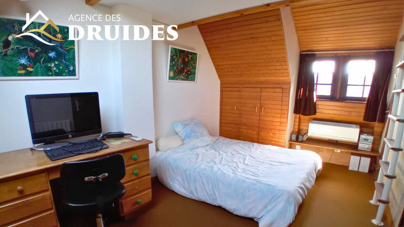 Maison - 95 m² - 5 pièces