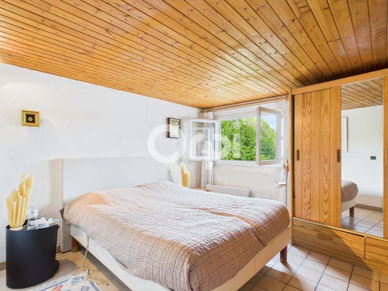 Maison - 286 m² - 7 pièces