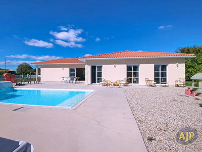 Maison - 141 m² - 5 pièces