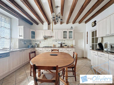 Maison - 164 m² - 7 pièces