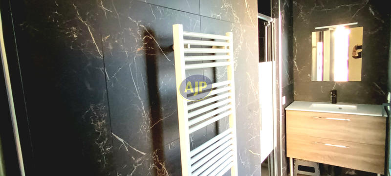 Villa - 200 m² - 6 pièces