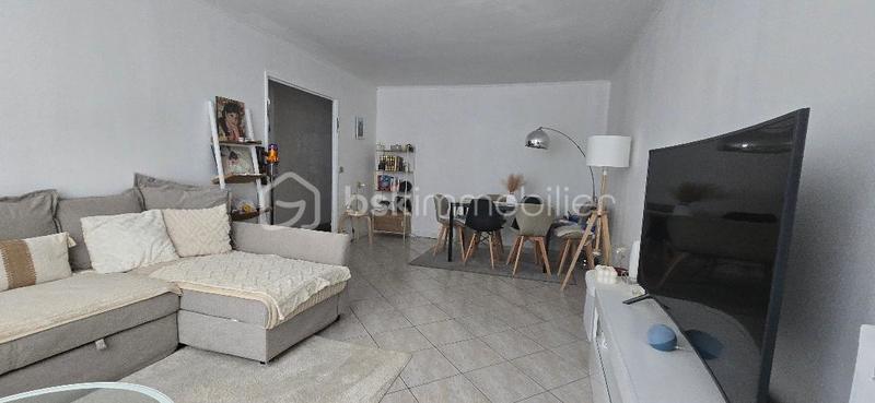 Appartement - 80 m² - 4 pièces