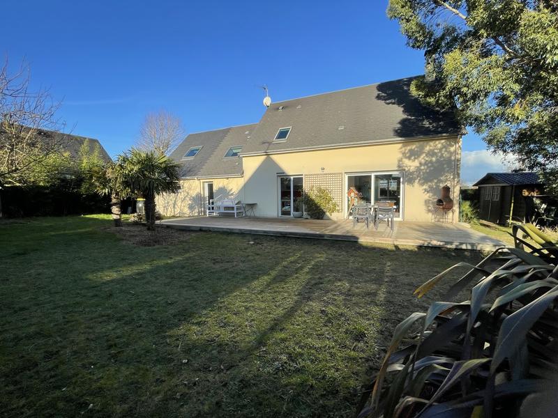 Maison contemporaine - 113 m² - 6 pièces