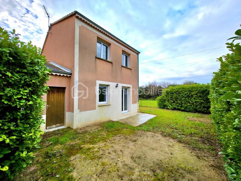 Maison - 83 m² - 4 pièces